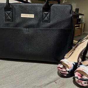 Mary Kay Large Black Bag
